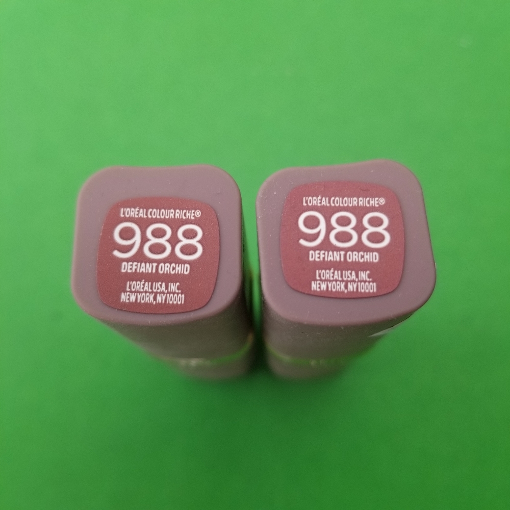 Pack of 2 L'Oreal Paris Colour Riche Lipstick, Defiant Orchid # 988